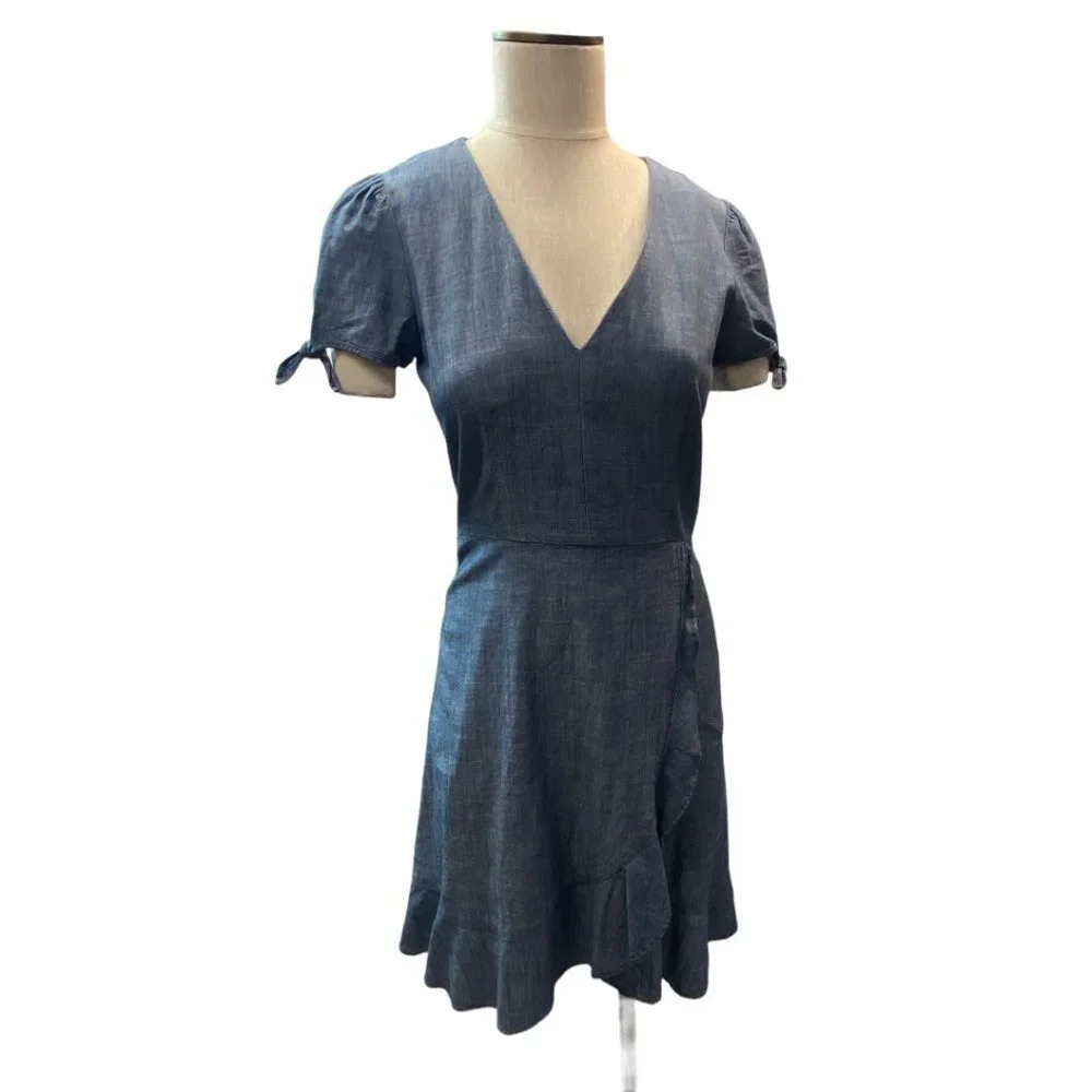 J. Crew Lt. Blue  Denim V Neck‎ Short Sleeve Dress